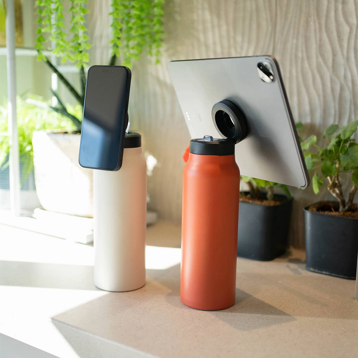 EVOFLO Magsafe Water Bottle - PREORDER